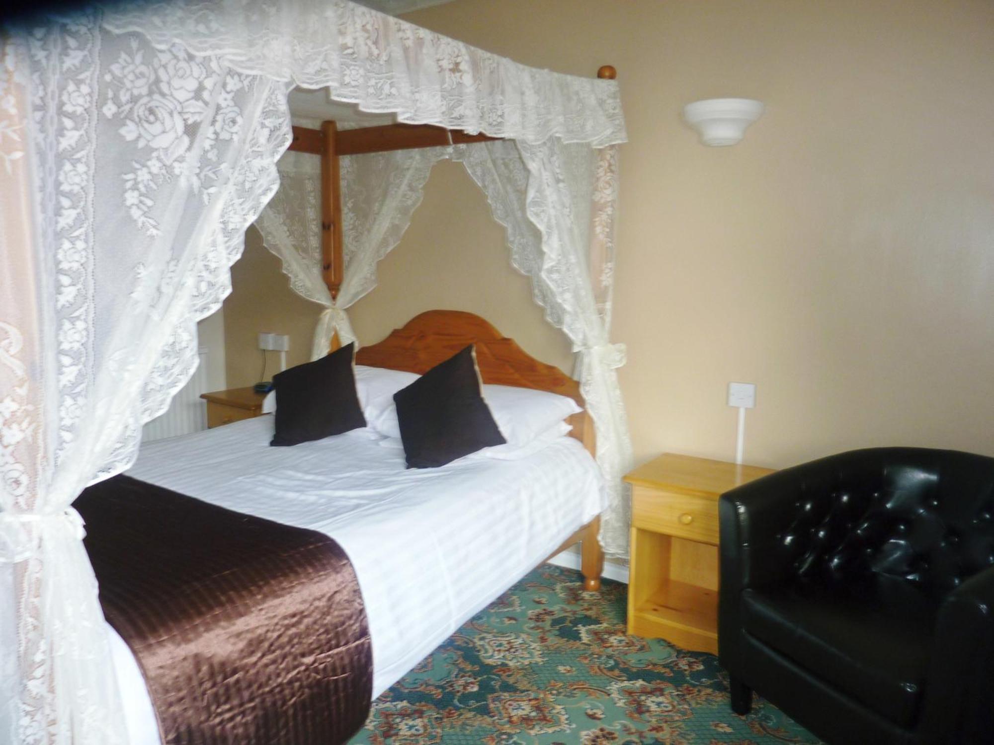 Woodham Ferrers The Oakland Hotel מראה חיצוני תמונה
